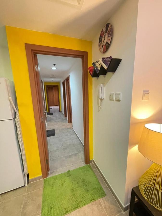 Travelers Backpackers Hostel Dubai Exterior photo