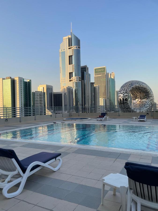 Travelers Backpackers Hostel Dubai Exterior photo
